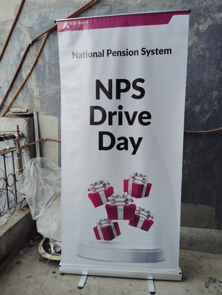 Aluminium Roll Up standee 3x6 A